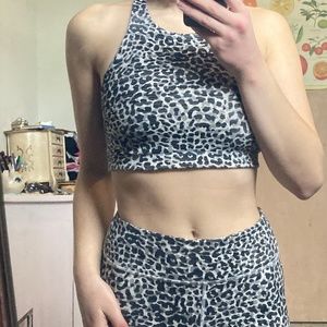 Outdoor voices cheetah set